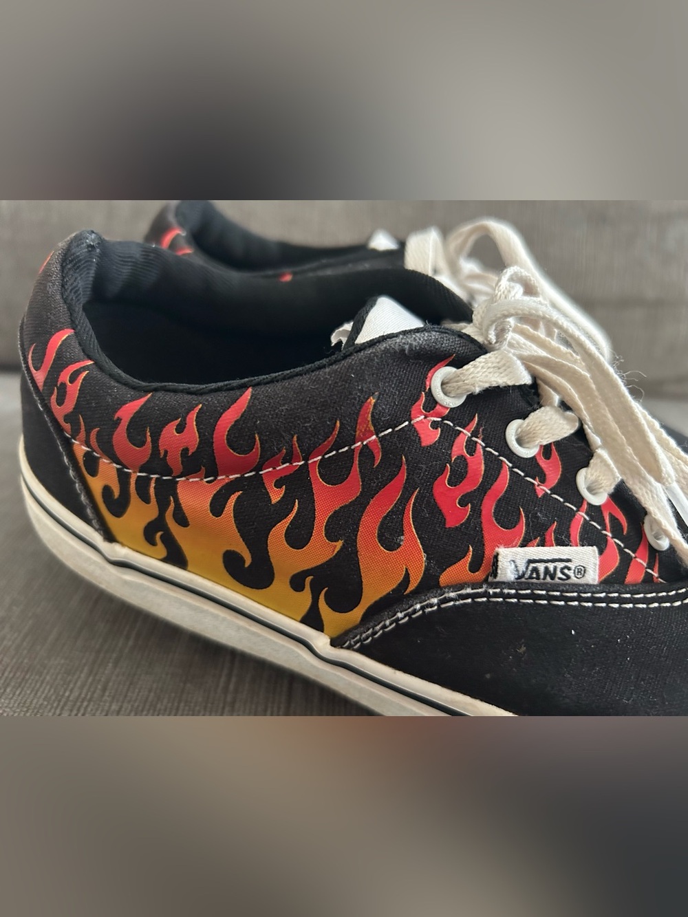 Vans Doheny Flame Low Top Skate Shoes Black Fire Pattern US Youth 6.0 - Picture 3 of 9